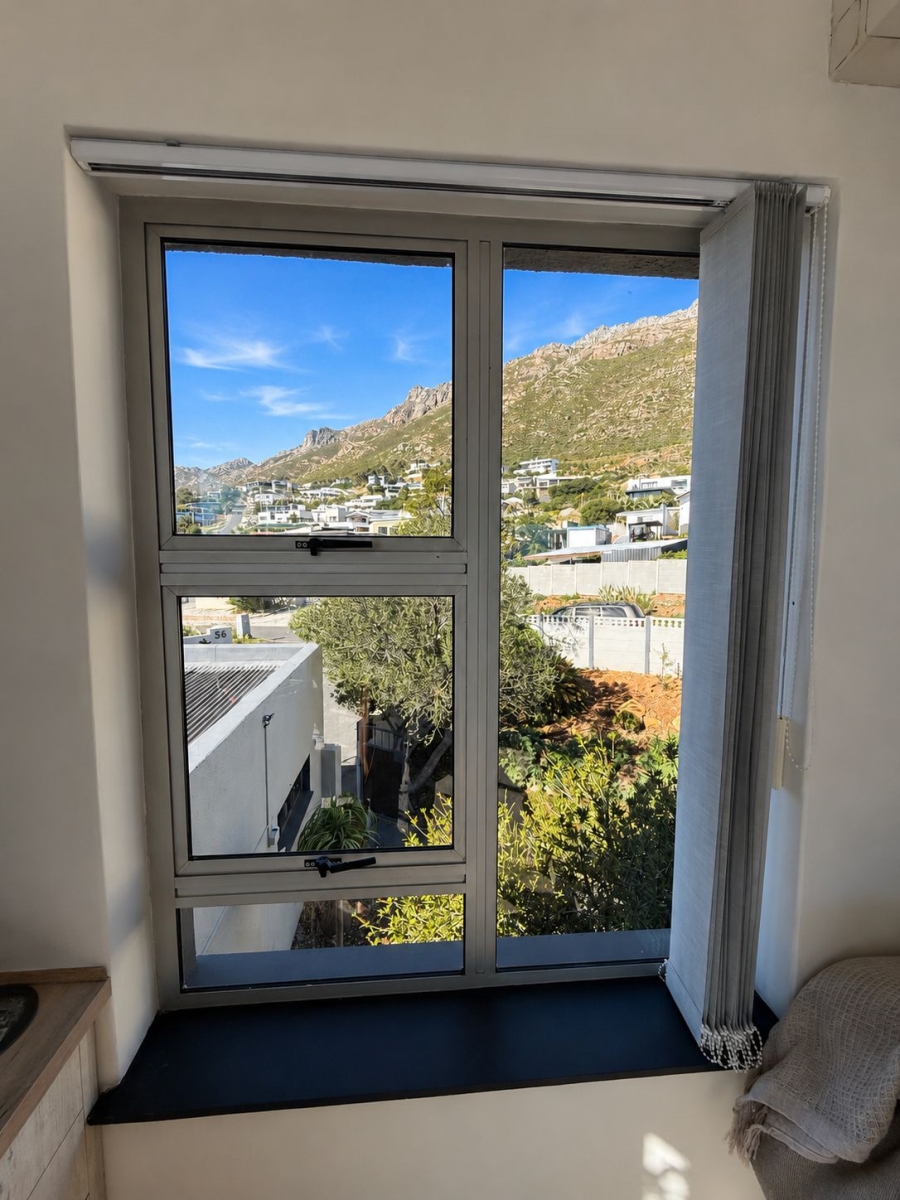 3 Bedroom Property for Sale in Mountainside Western Cape